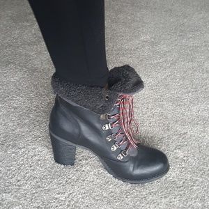 Ankle Boot/ Bootie